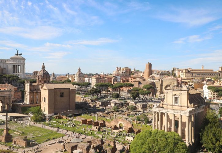 Palazzo Valentini e le Domus Romane: Un Tuffo nel Passato di Roma