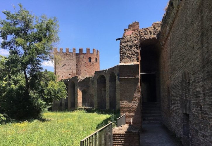 Visitare le Mura Aureliane di Roma: Un Viaggio nella Storia della Capitale